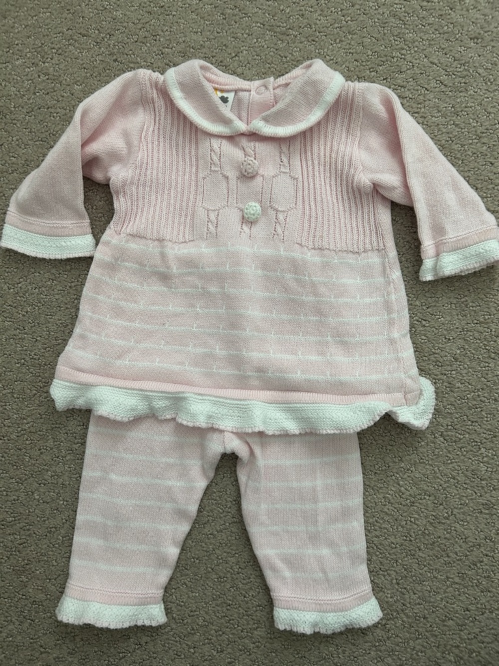 Dolce Goccia pink sweater pant set